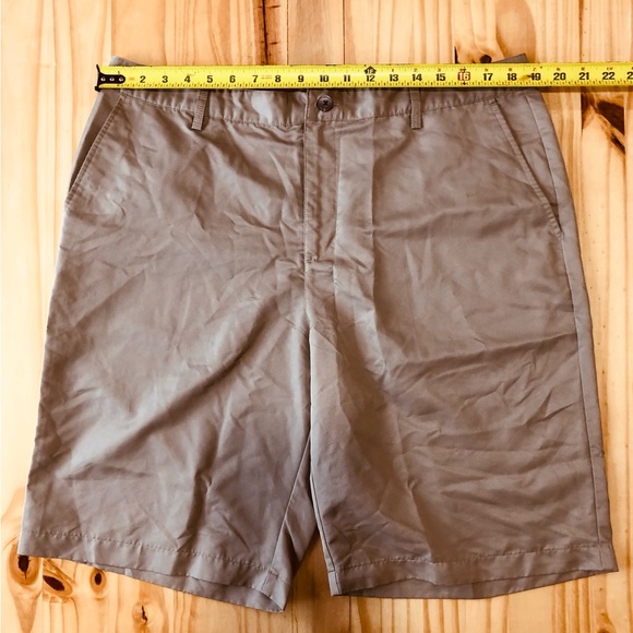 Adidas Mens Shorts 36 Golf Tan 10" Inseam Athletic Workout ClimaLite - Picture 5 of 9